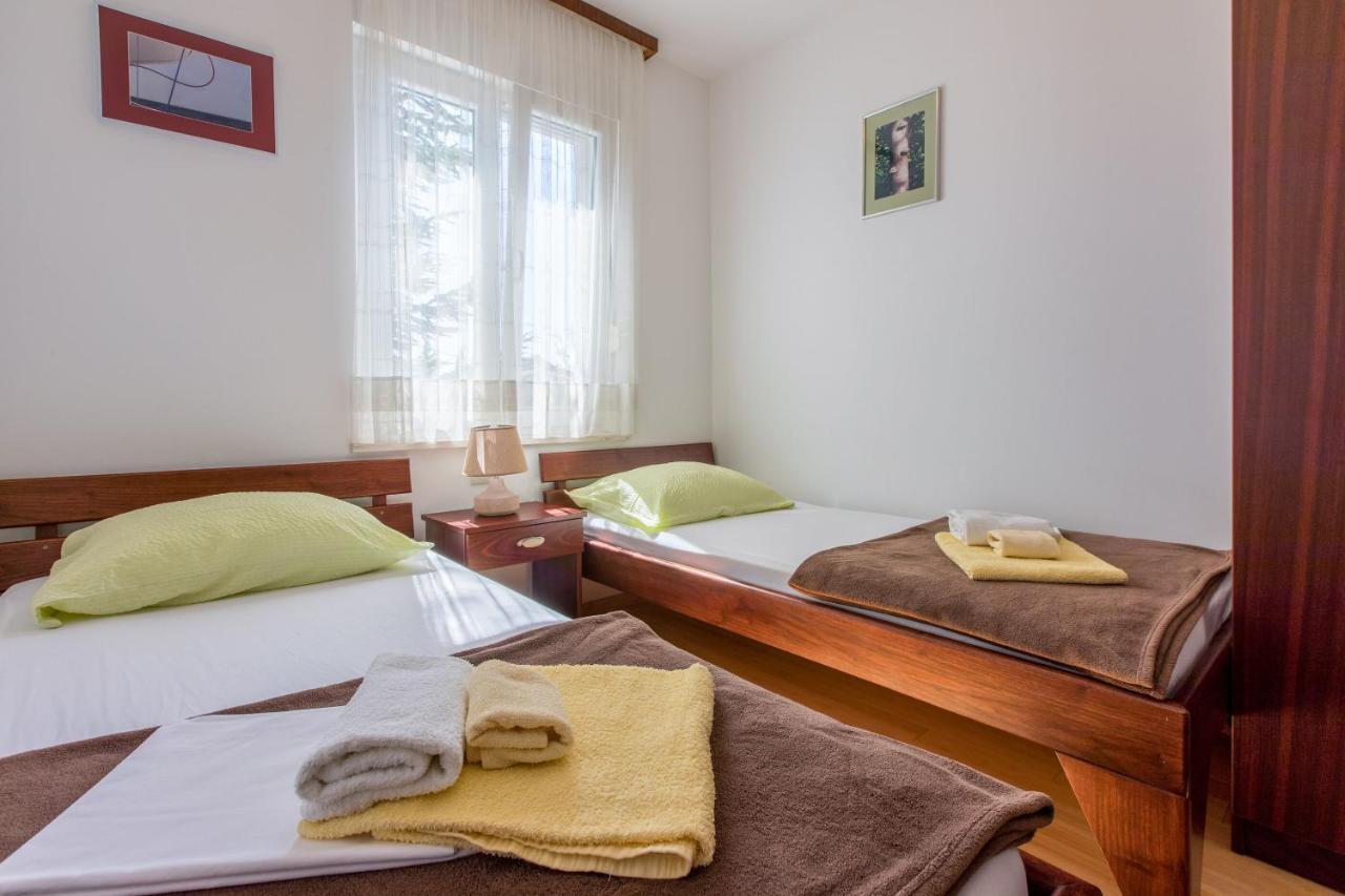 Apartments Robic Селце Экстерьер фото